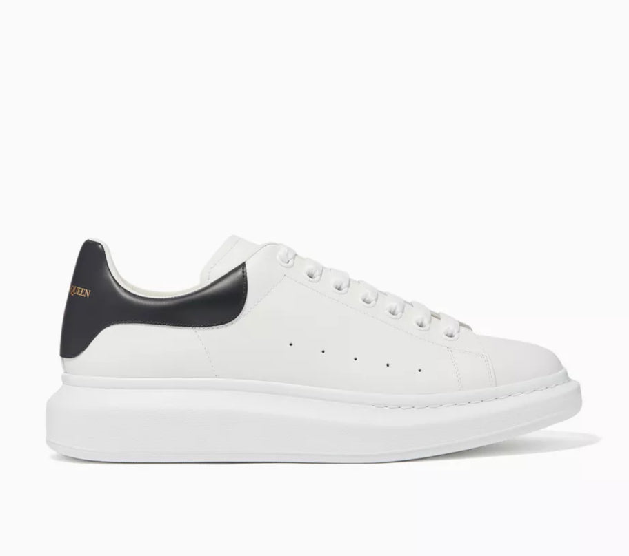 Alexander McQueen Oversized Sneaker - White / Black