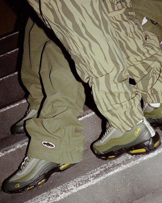Corteiz x Nike Air Max 95 “Green” - FAVELA