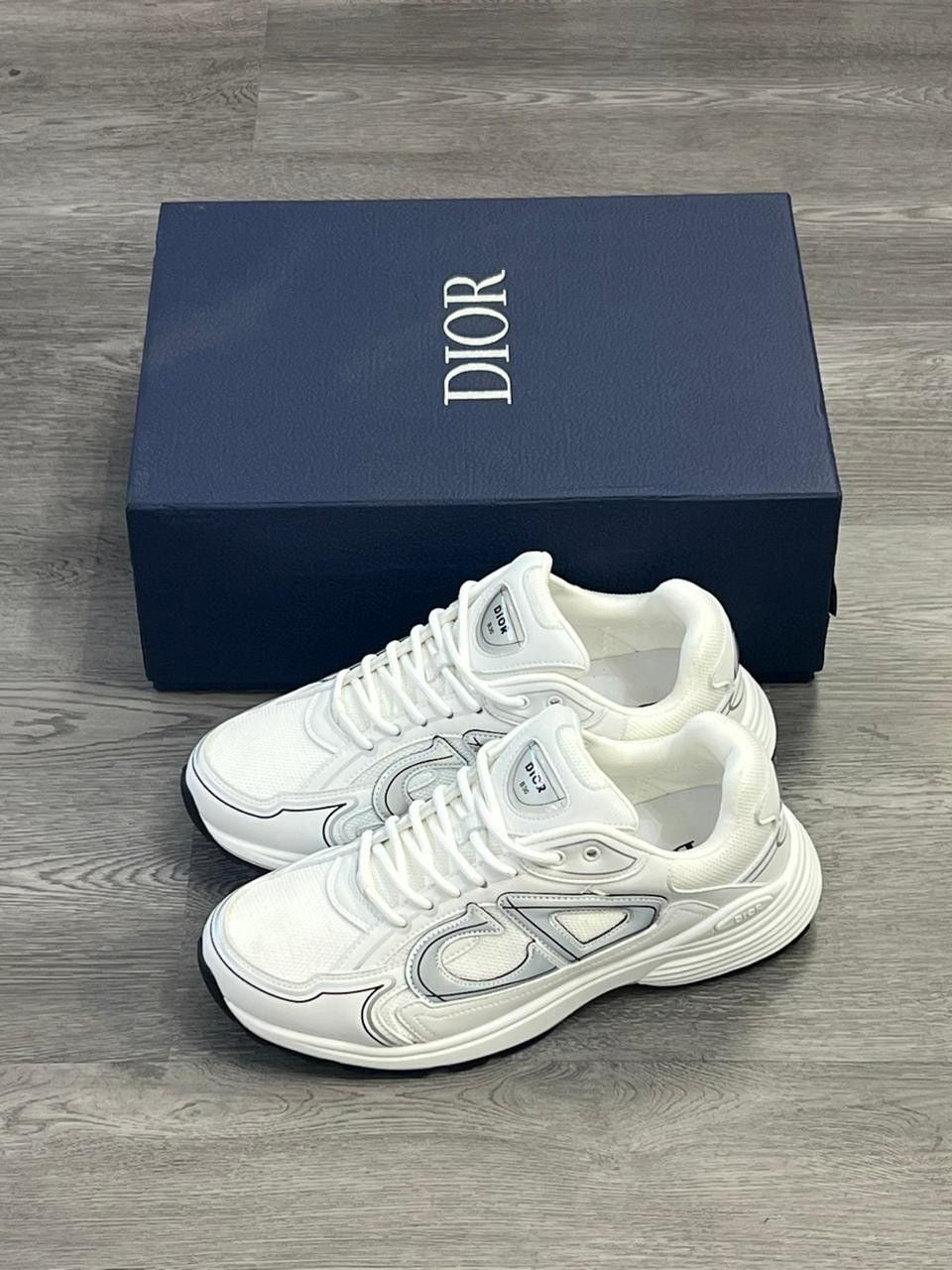 Dior B30 ‘White’ - FAVELA