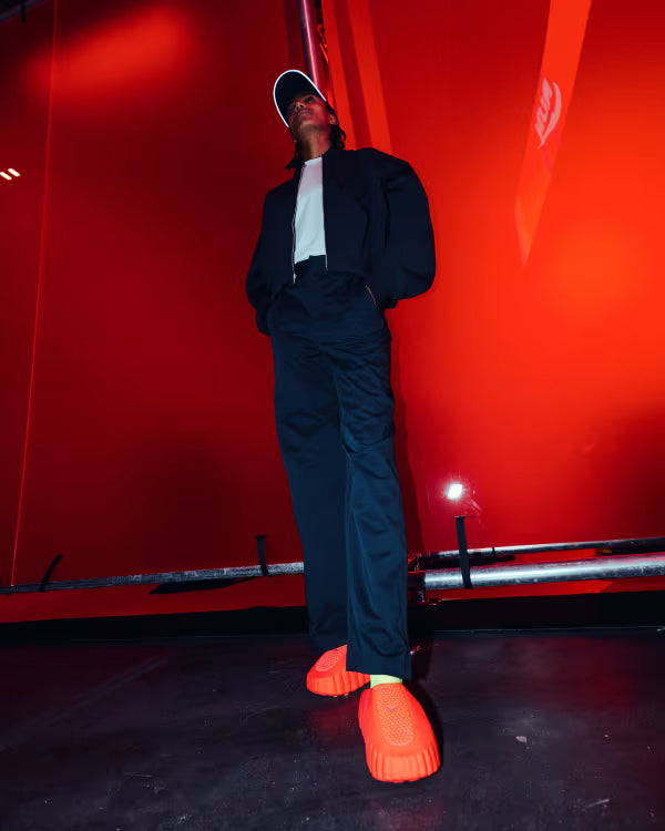 Slides & Sandals