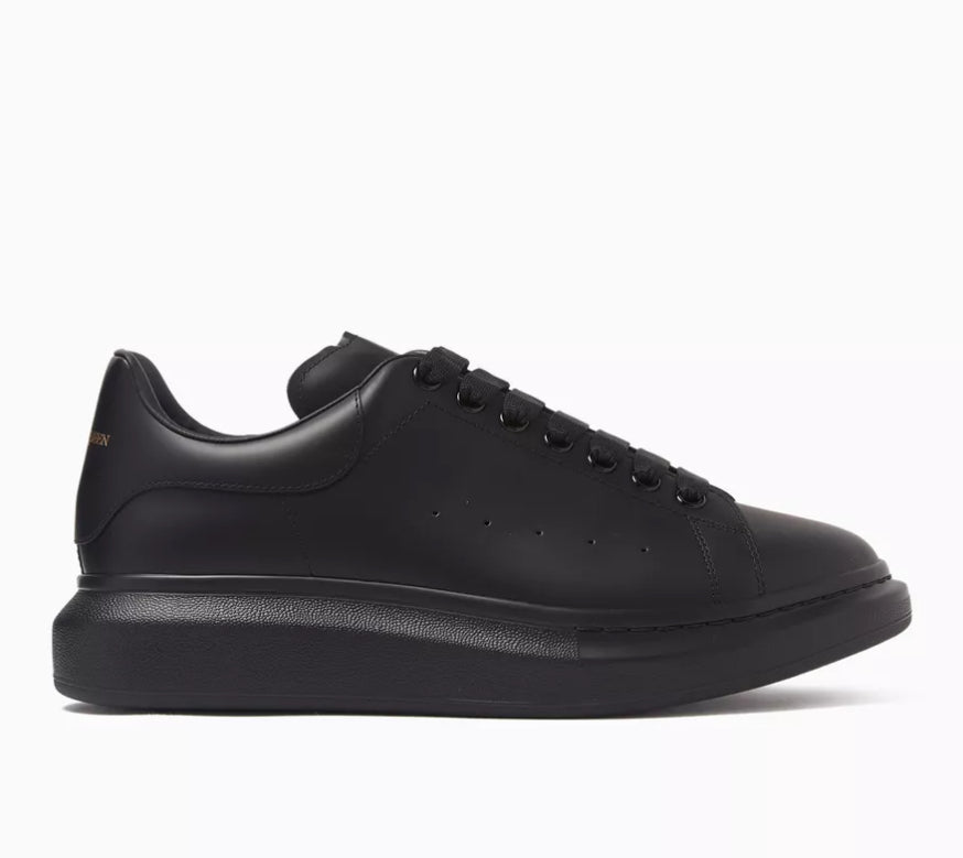 Alexander McQueen Oversized Sneaker - Black